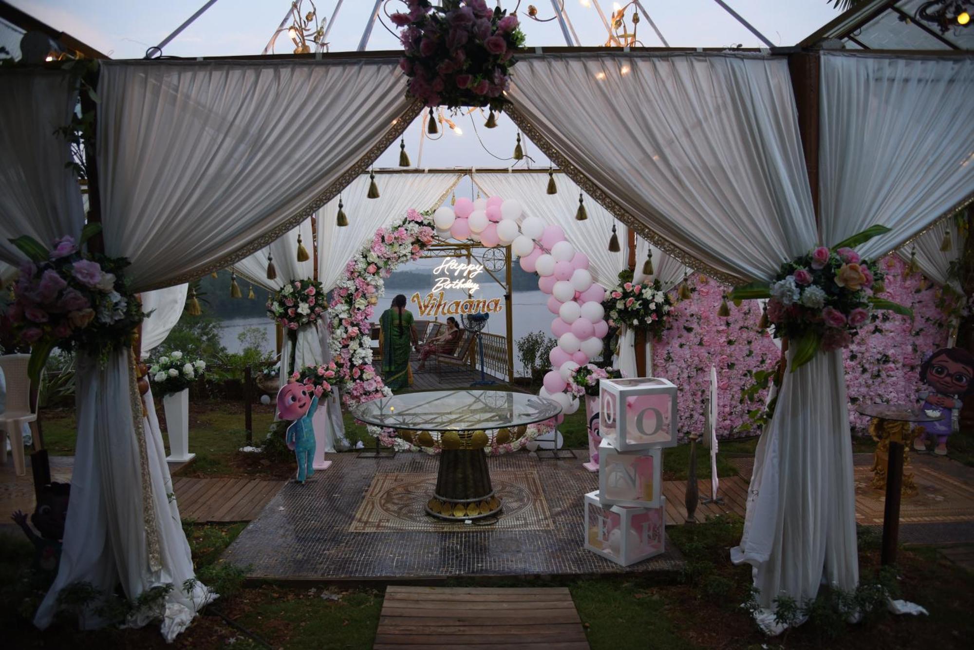 Sona Villa, The Lake Chalet Kudal  Luaran gambar