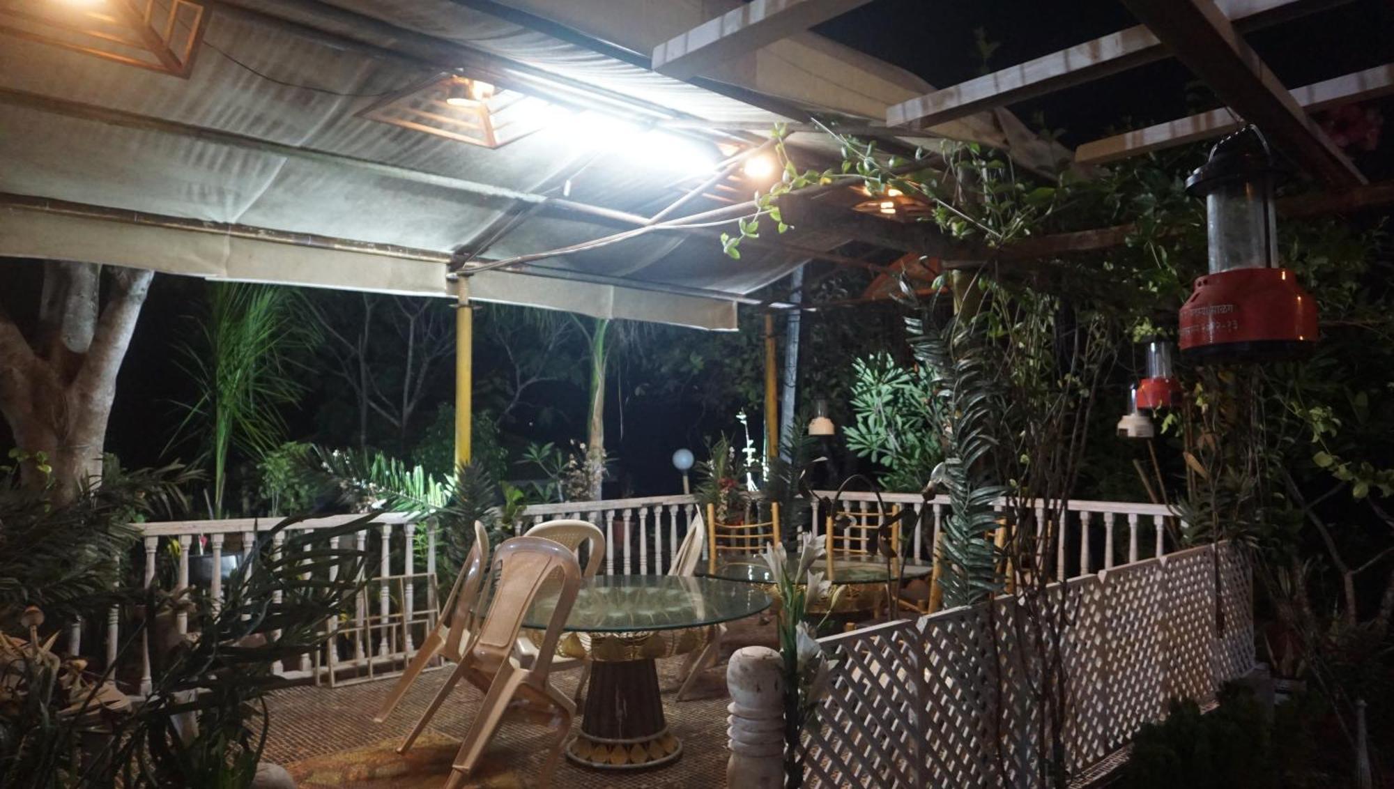 Sona Villa, The Lake Chalet Kudal  Luaran gambar