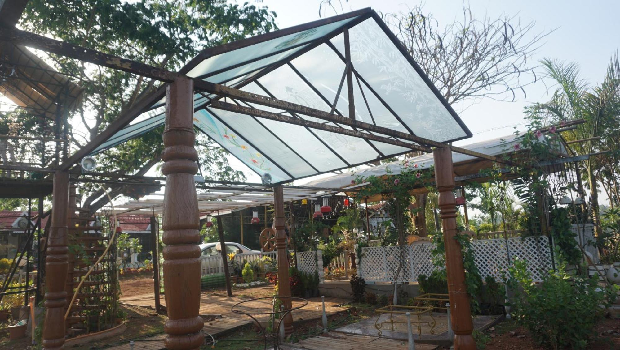 Sona Villa, The Lake Chalet Kudal  Luaran gambar