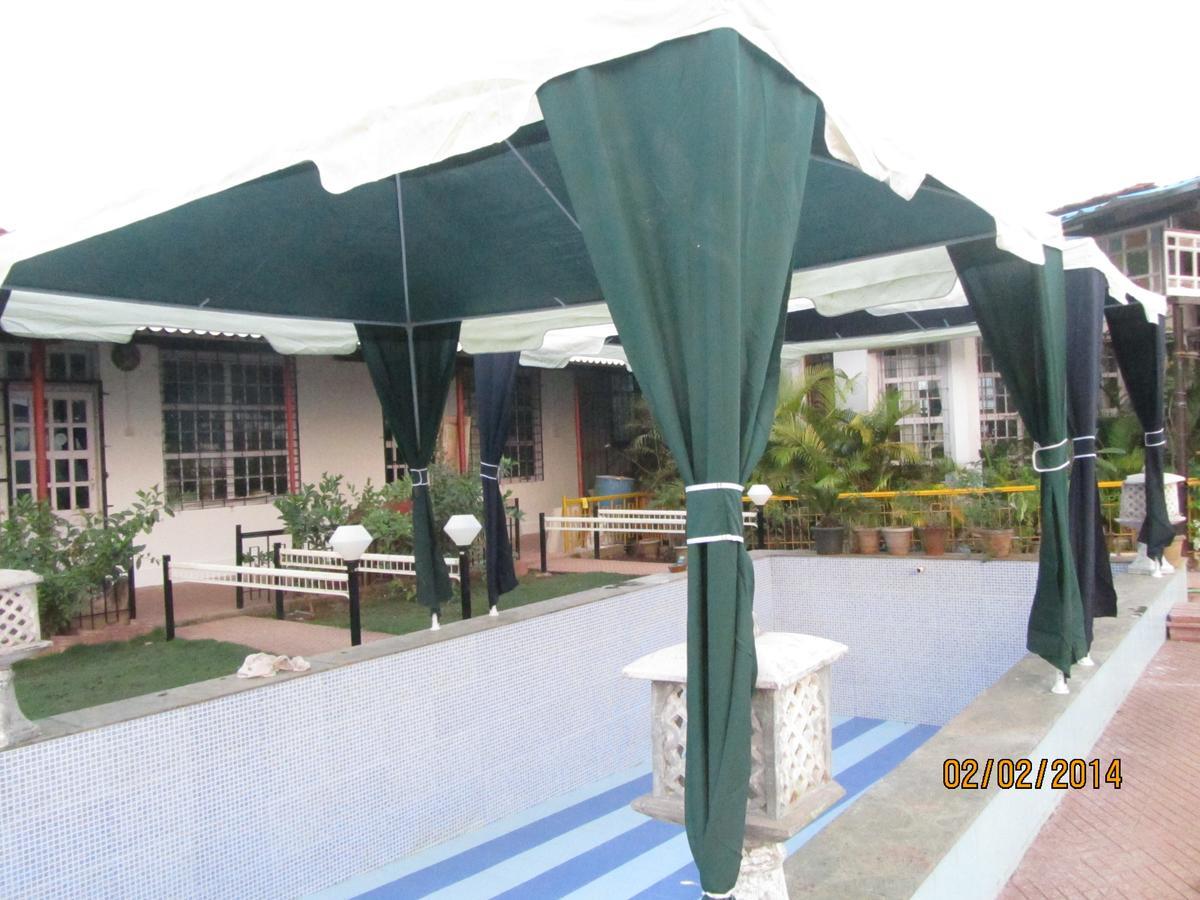 Sona Villa, The Lake Chalet Kudal  Luaran gambar