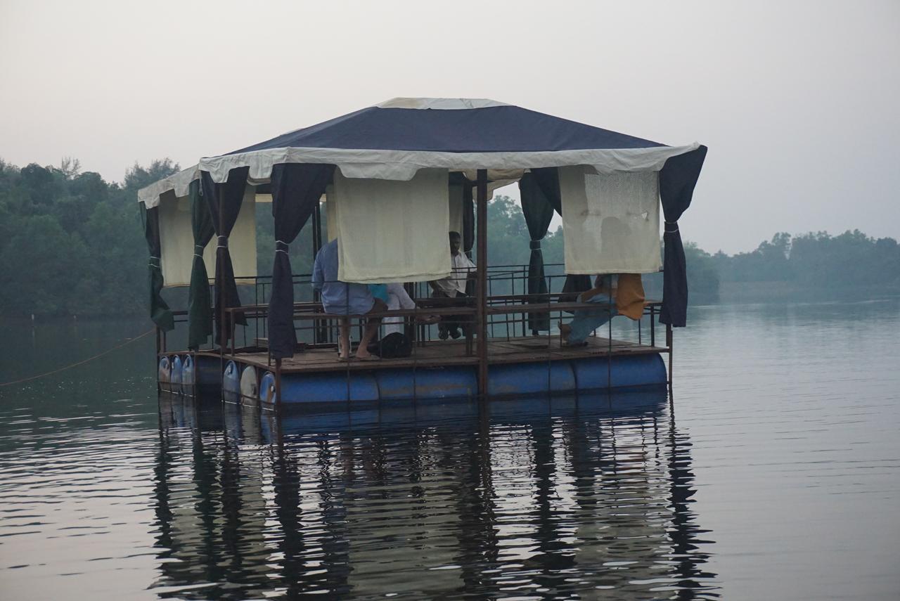 Sona Villa, The Lake Chalet Kudal  Luaran gambar